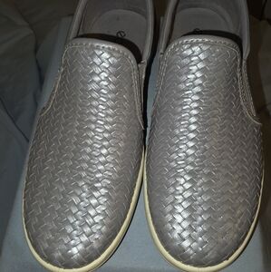 Ecco Silver Loafers Slip-Ons with Woven Texture